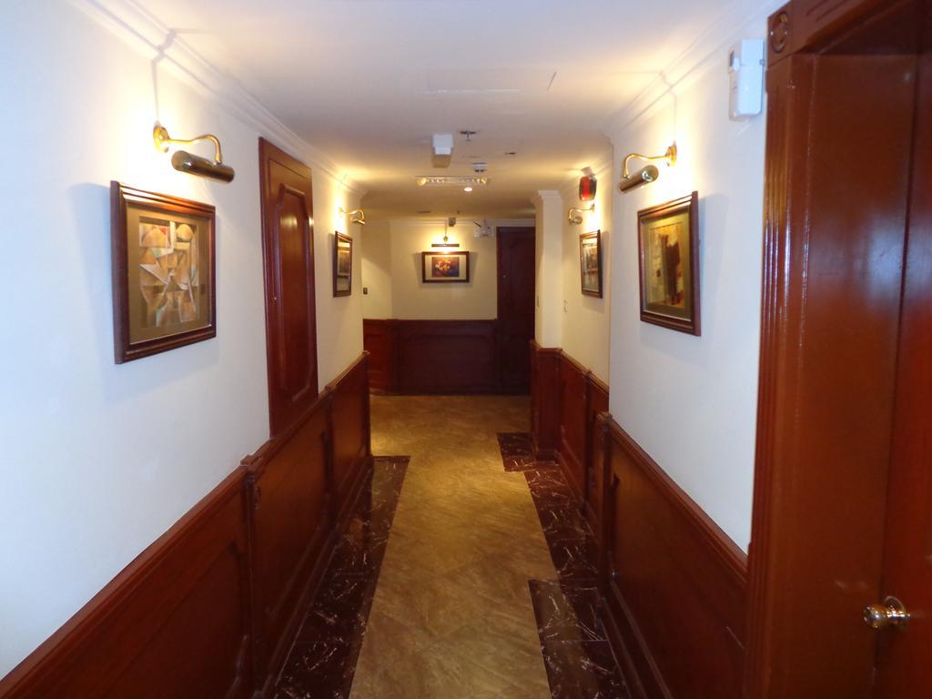 Bahrain Carlton Hotel Al Manamah Esterno foto