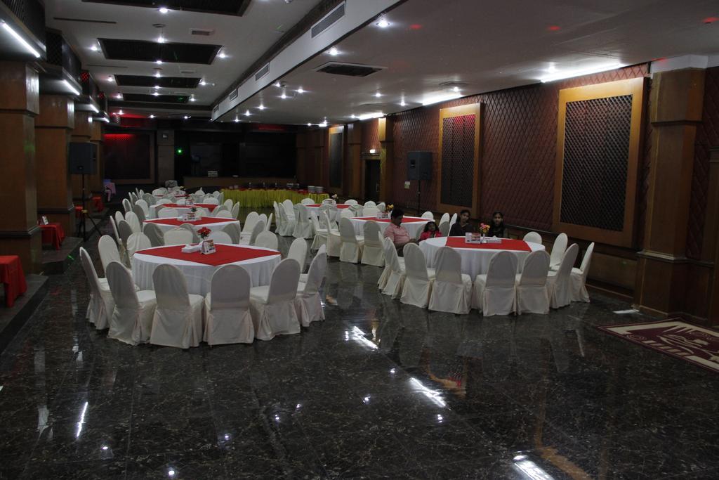 Bahrain Carlton Hotel Al Manamah Esterno foto