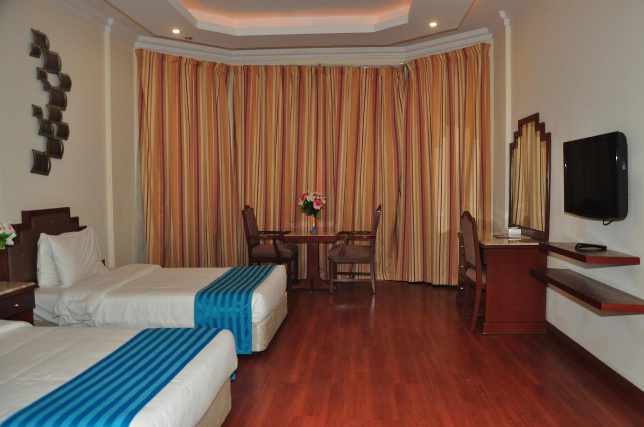 Bahrain Carlton Hotel Al Manamah Esterno foto