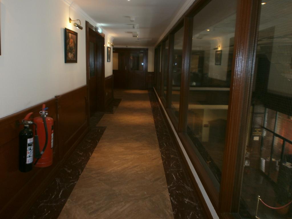 Bahrain Carlton Hotel Al Manamah Esterno foto