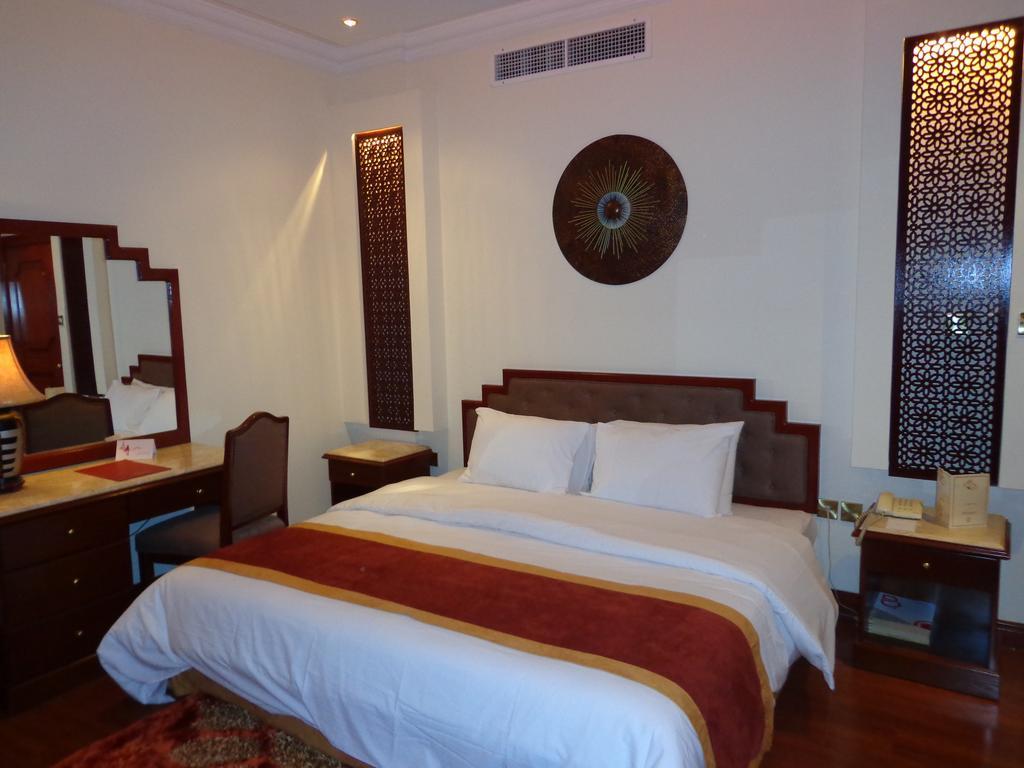 Bahrain Carlton Hotel Al Manamah Esterno foto