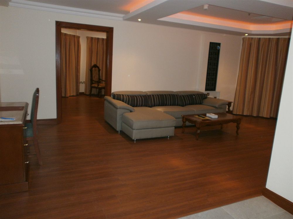 Bahrain Carlton Hotel Al Manamah Esterno foto