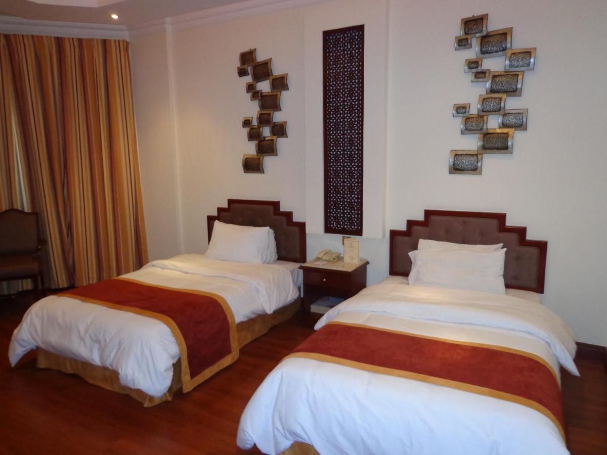 Bahrain Carlton Hotel Al Manamah Esterno foto